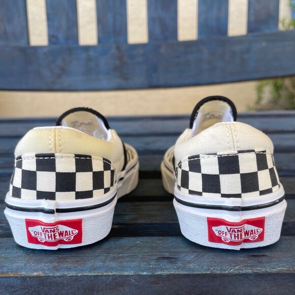 Vans Classic Kids Slip-On Checkerboard Skate Shoe White/ Black Size 13 Cushioned - Picture 7 of 11